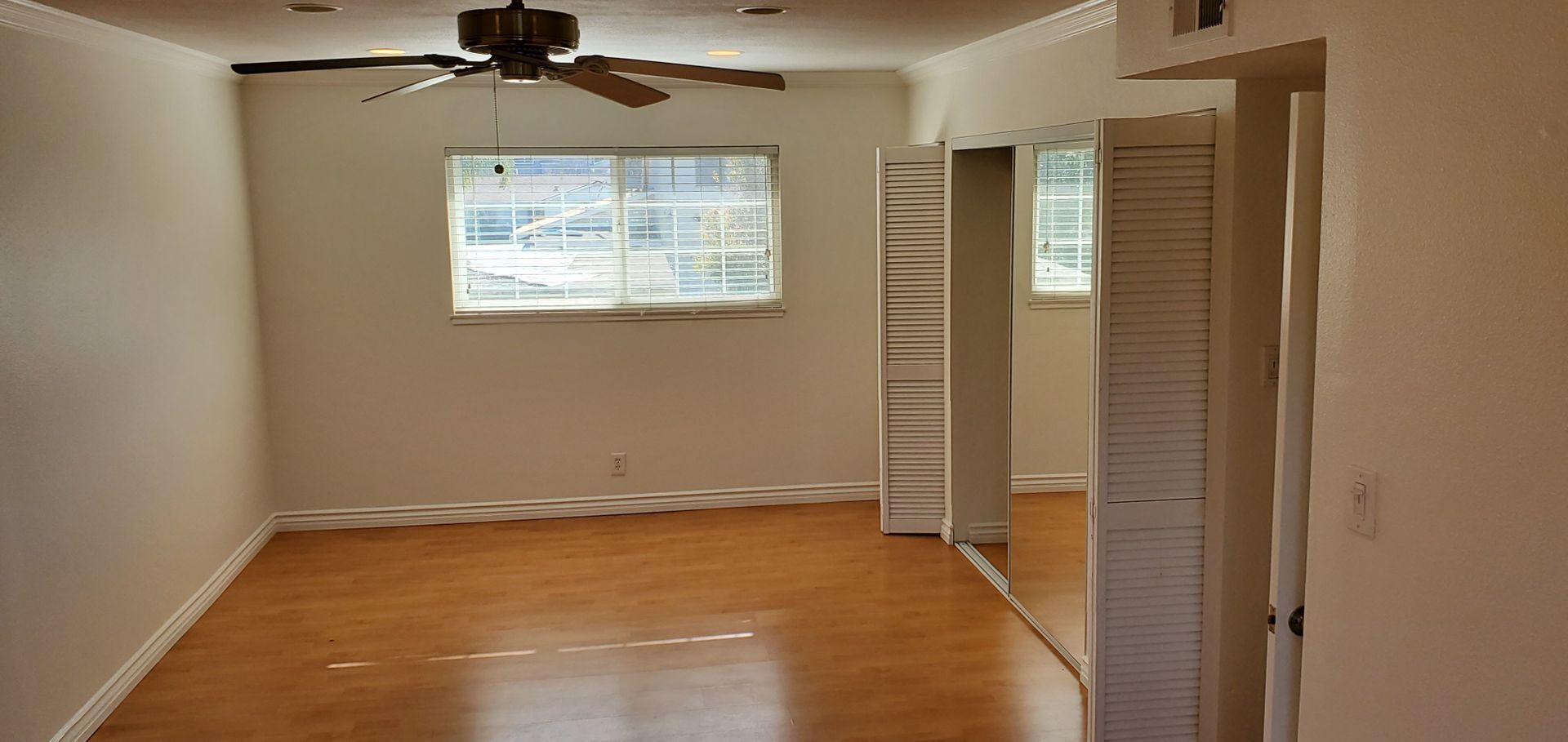 184 Ulysses St - Simi Valley - California - 4 bed, 2.5 bath rental property