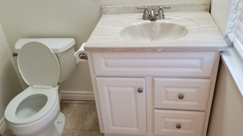 184 Ulysses St - Simi Valley - California - 4 bed, 2.5 bath rental property