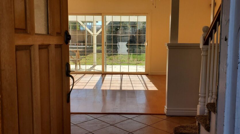184 Ulysses St - Simi Valley - California - 4 bed, 2.5 bath rental property
