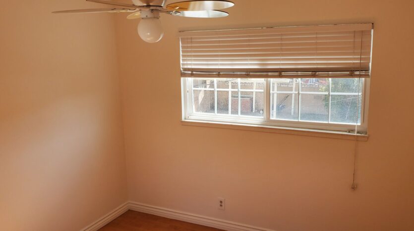 184 Ulysses St - Simi Valley - California - 4 bed, 2.5 bath rental property