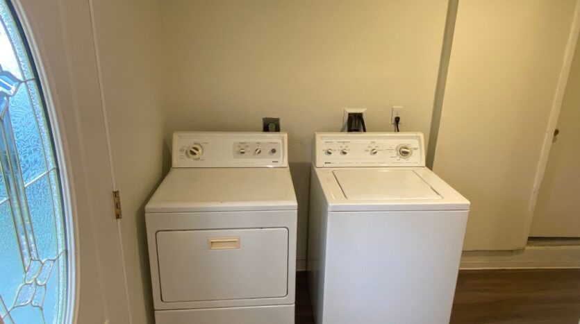1924 84th St E - Tacoma - Washington - 3 bed, 1.5 bath rental property