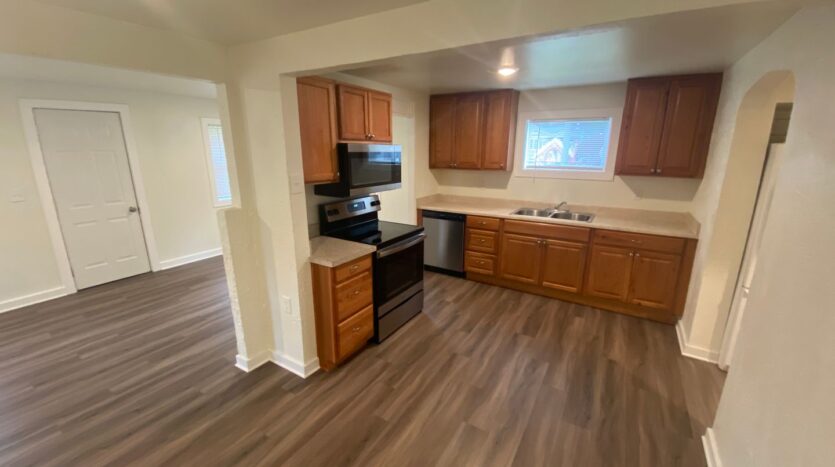 1924 84th St E - Tacoma - Washington - 3 bed, 1.5 bath rental property