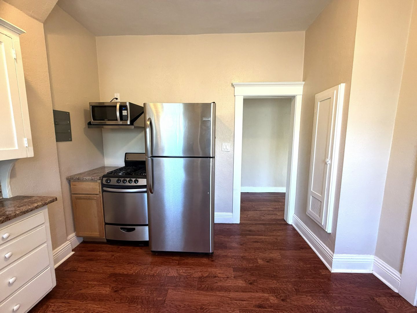 224 W. Olive Ave Units 1-10 - Unit 6 Unit 6 - Redlands - California - 1 bath rental property