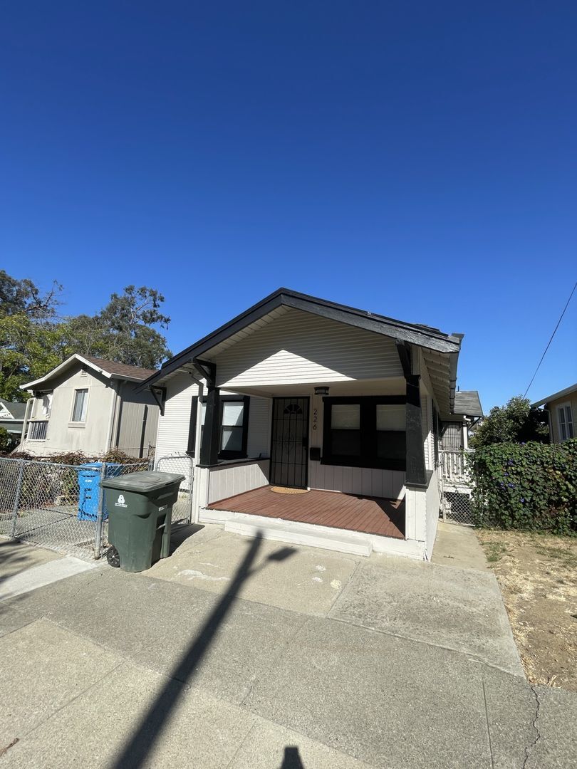 226 Louisiana Street  - Vallejo - California - 3 bed, 2 bath rental property