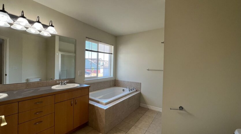 2282 Gardiner Dr. - Ferndale - Washington - 4 bed, 2.5 bath rental property