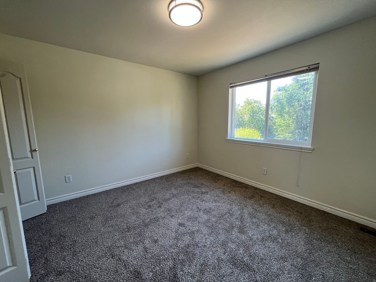 2282 Gardiner Dr. - Ferndale - Washington - 4 bed, 2.5 bath rental property