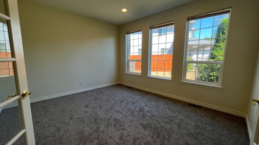 2282 Gardiner Dr. - Ferndale - Washington - 4 bed, 2.5 bath rental property