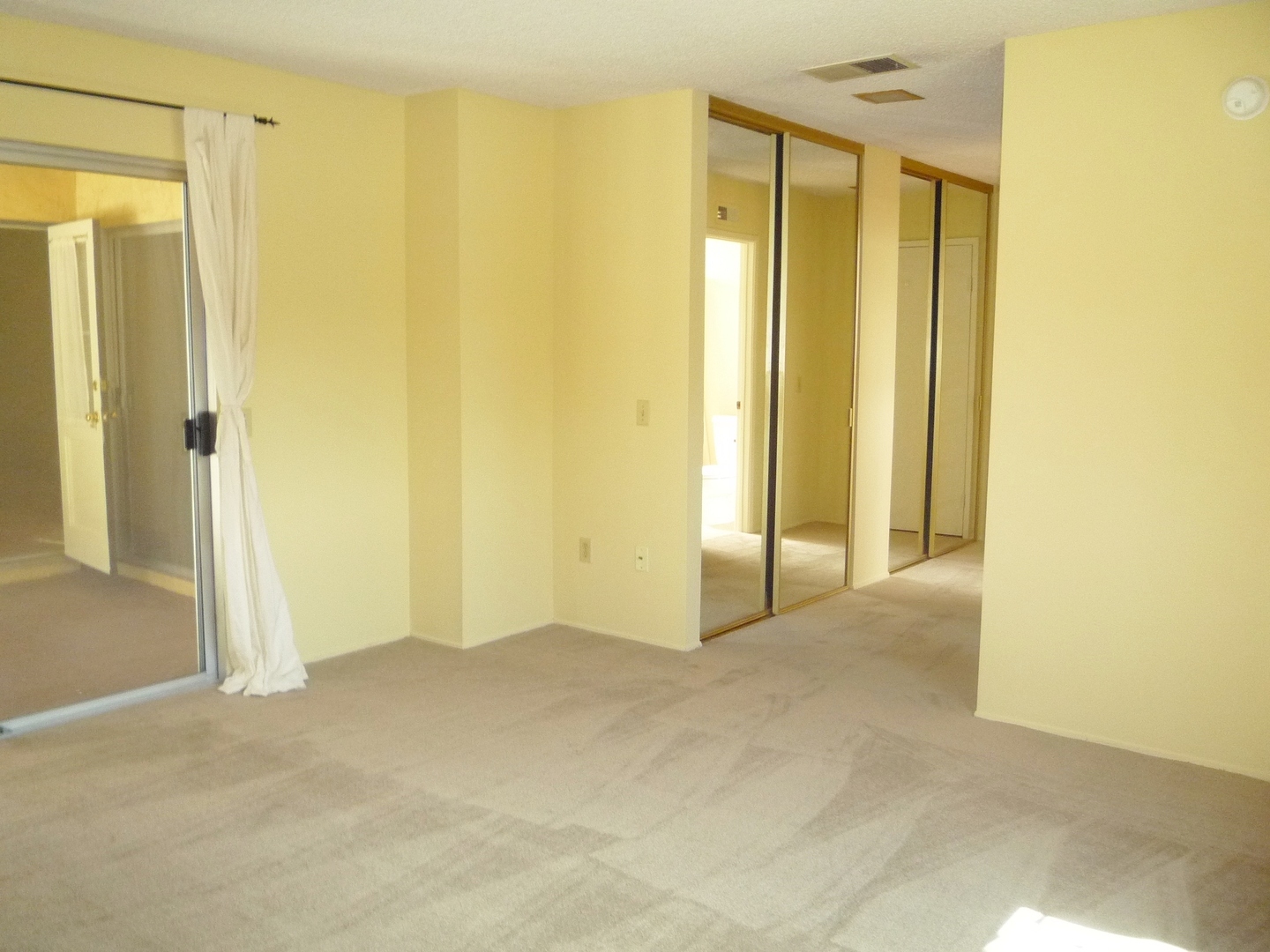 230 Dewane Drive - El Cajon - California - 4 bed, 2.5 bath rental property