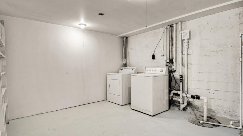 2328 Tacoma Ave S - Tacoma - Washington - 5 bed, 2 bath rental property
