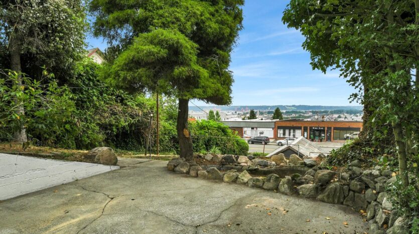 2328 Tacoma Ave S - Tacoma - Washington - 5 bed, 2 bath rental property