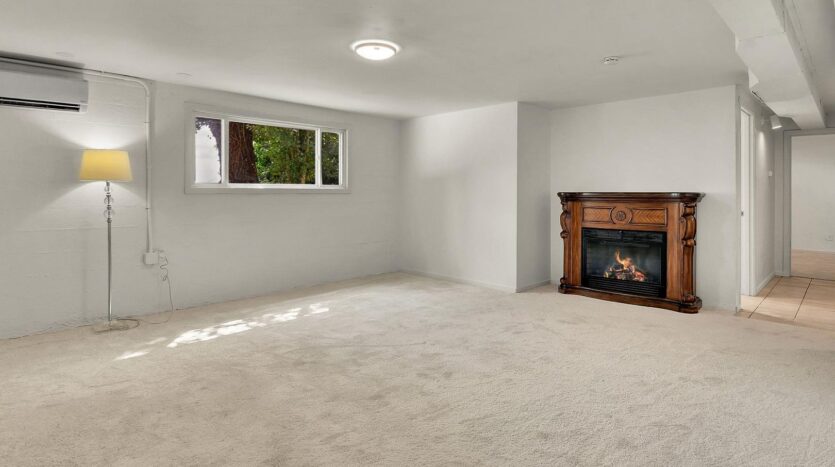 2328 Tacoma Ave S - Tacoma - Washington - 5 bed, 2 bath rental property