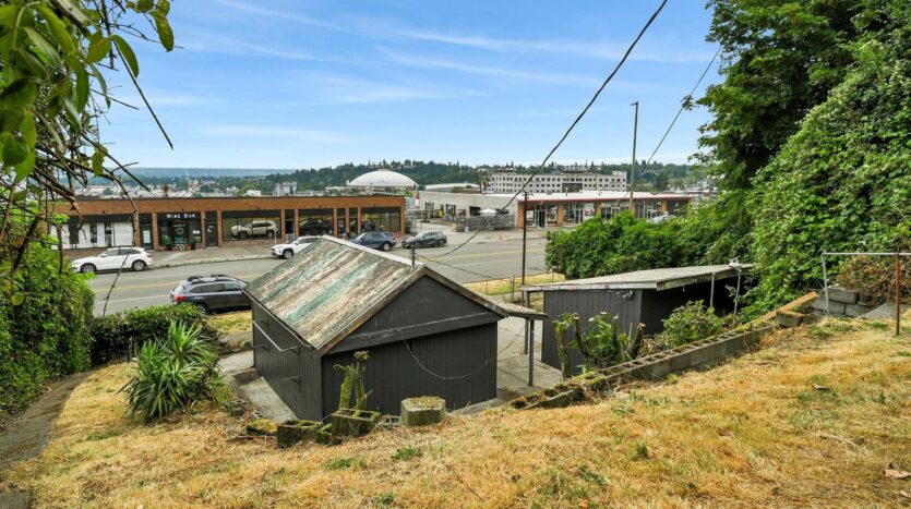 2328 Tacoma Ave S - Tacoma - Washington - 5 bed, 2 bath rental property