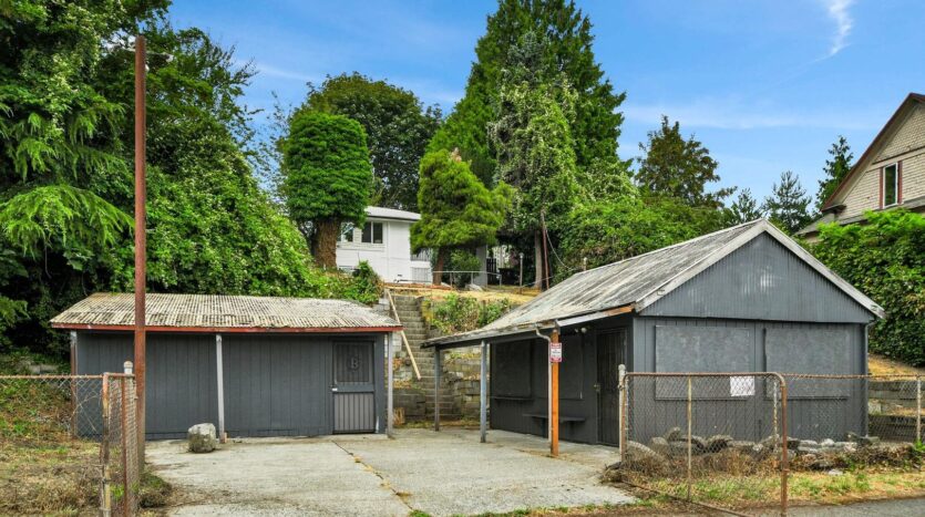 2328 Tacoma Ave S - Tacoma - Washington - 5 bed, 2 bath rental property
