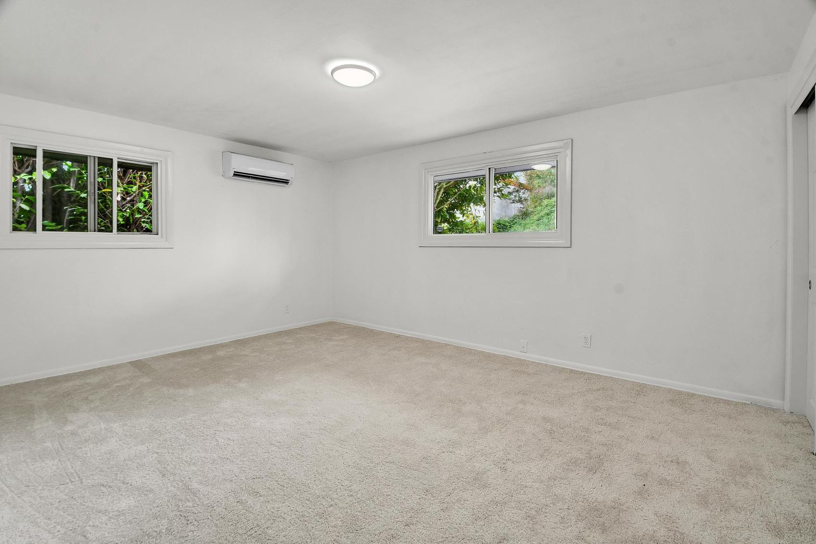 2328 Tacoma Ave S - Tacoma - Washington - 5 bed, 2 bath rental property