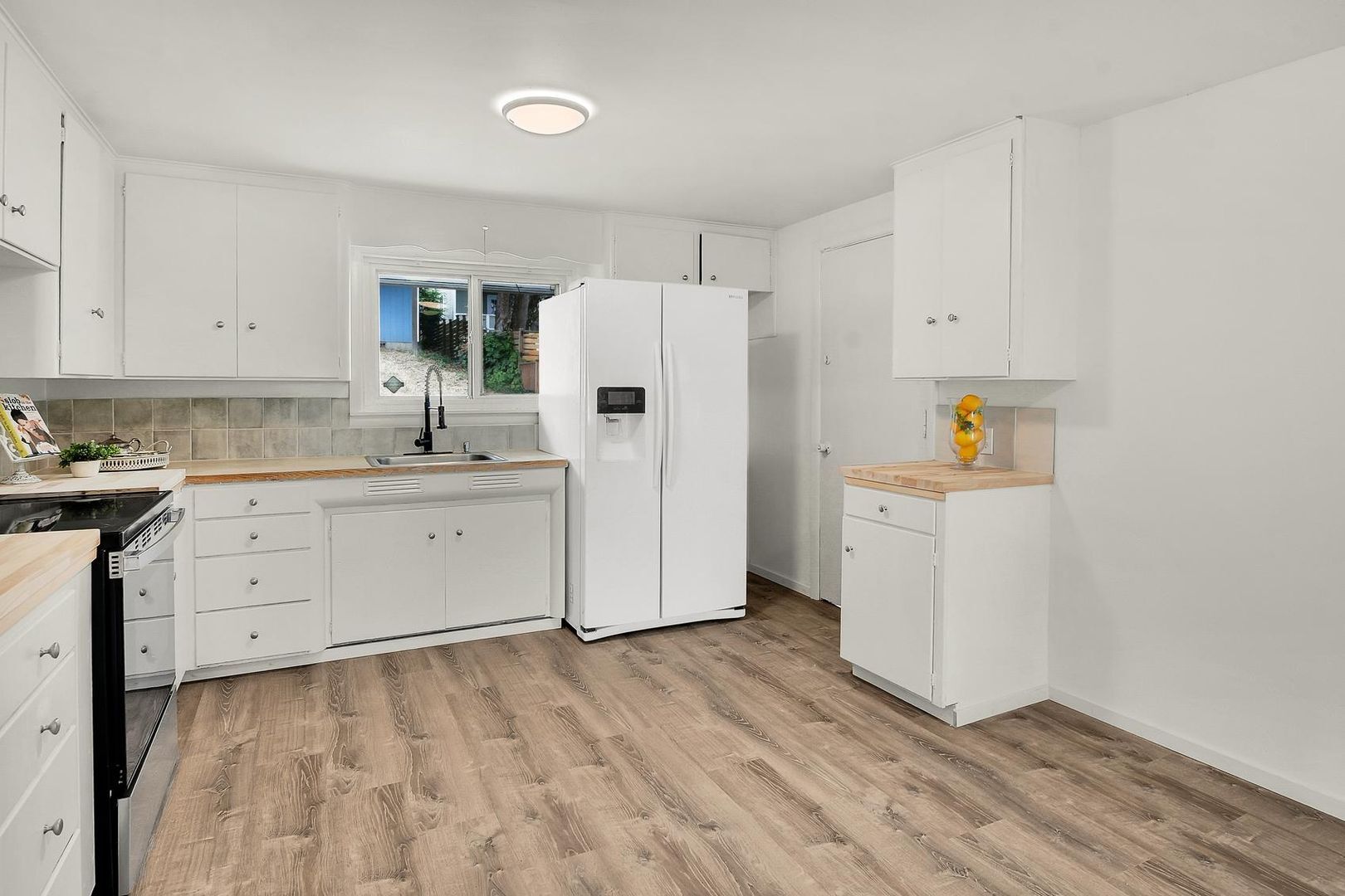 2328 Tacoma Ave S - Tacoma - Washington - 5 bed, 2 bath rental property