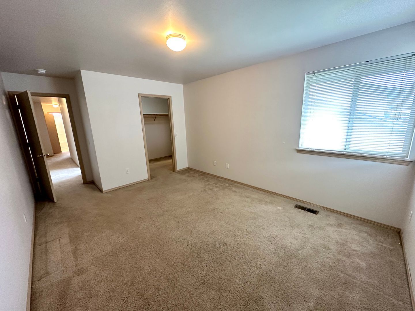 2425 Kentucky St. - Bellingham - Washington - 3 bed, 2.5 bath rental property