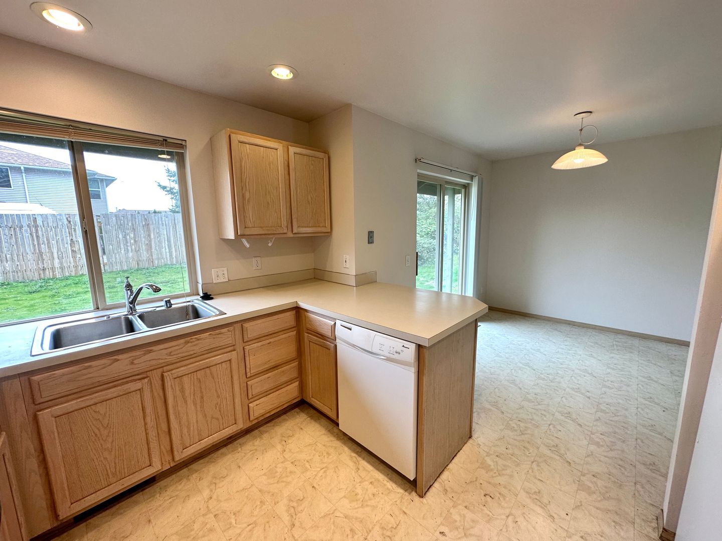 2425 Kentucky St. - Bellingham - Washington - 3 bed, 2.5 bath rental property
