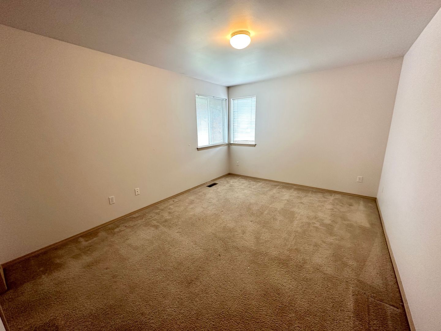 2425 Kentucky St. - Bellingham - Washington - 3 bed, 2.5 bath rental property