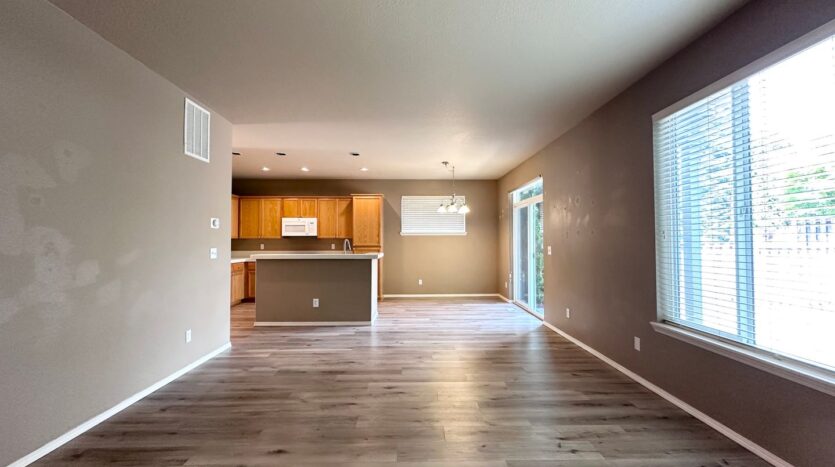 2472 NW Rogue Valley Terrace - Beaverton - Oregon - 3 bed, 2.5 bath rental property