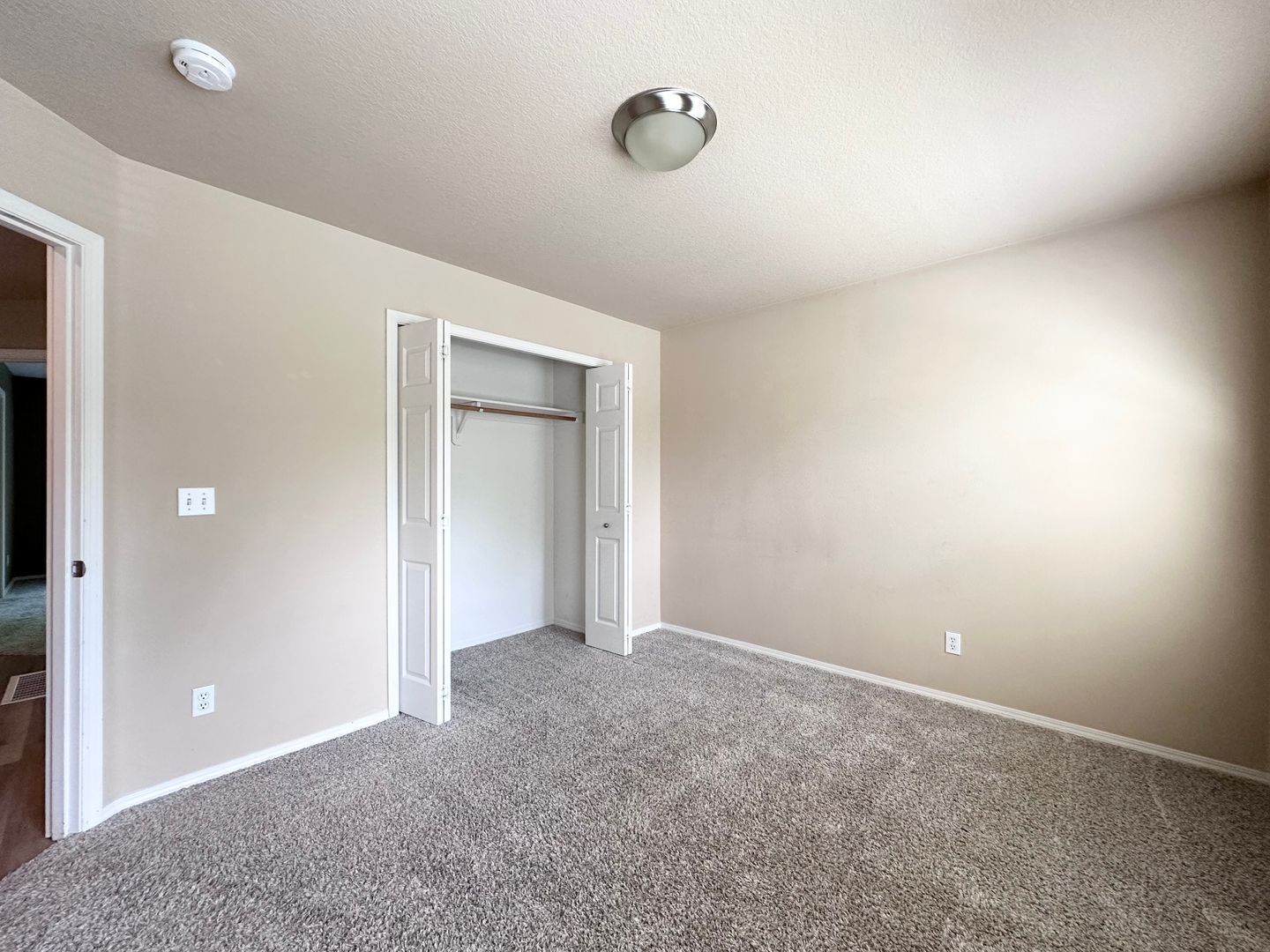 2472 NW Rogue Valley Terrace - Beaverton - Oregon - 3 bed, 2.5 bath rental property