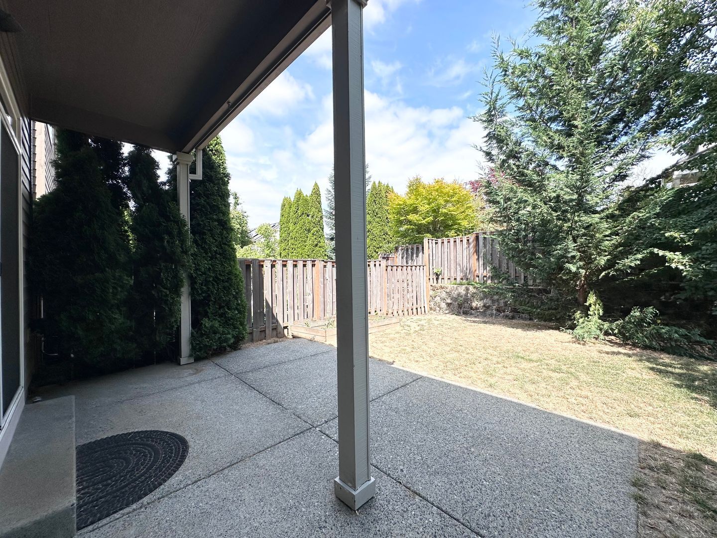 2472 NW Rogue Valley Terrace - Beaverton - Oregon - 3 bed, 2.5 bath rental property
