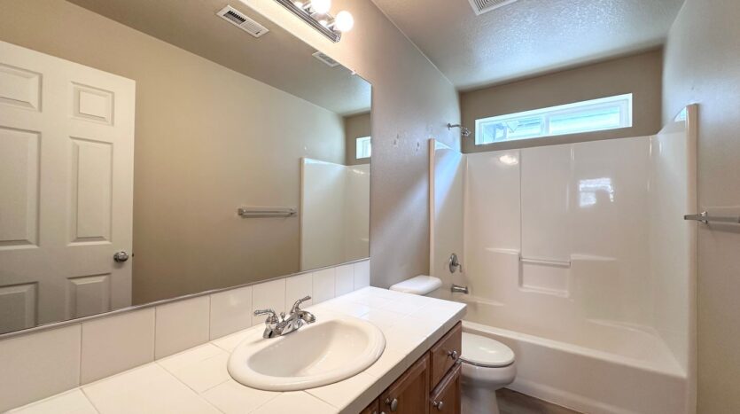 2472 NW Rogue Valley Terrace - Beaverton - Oregon - 3 bed, 2.5 bath rental property