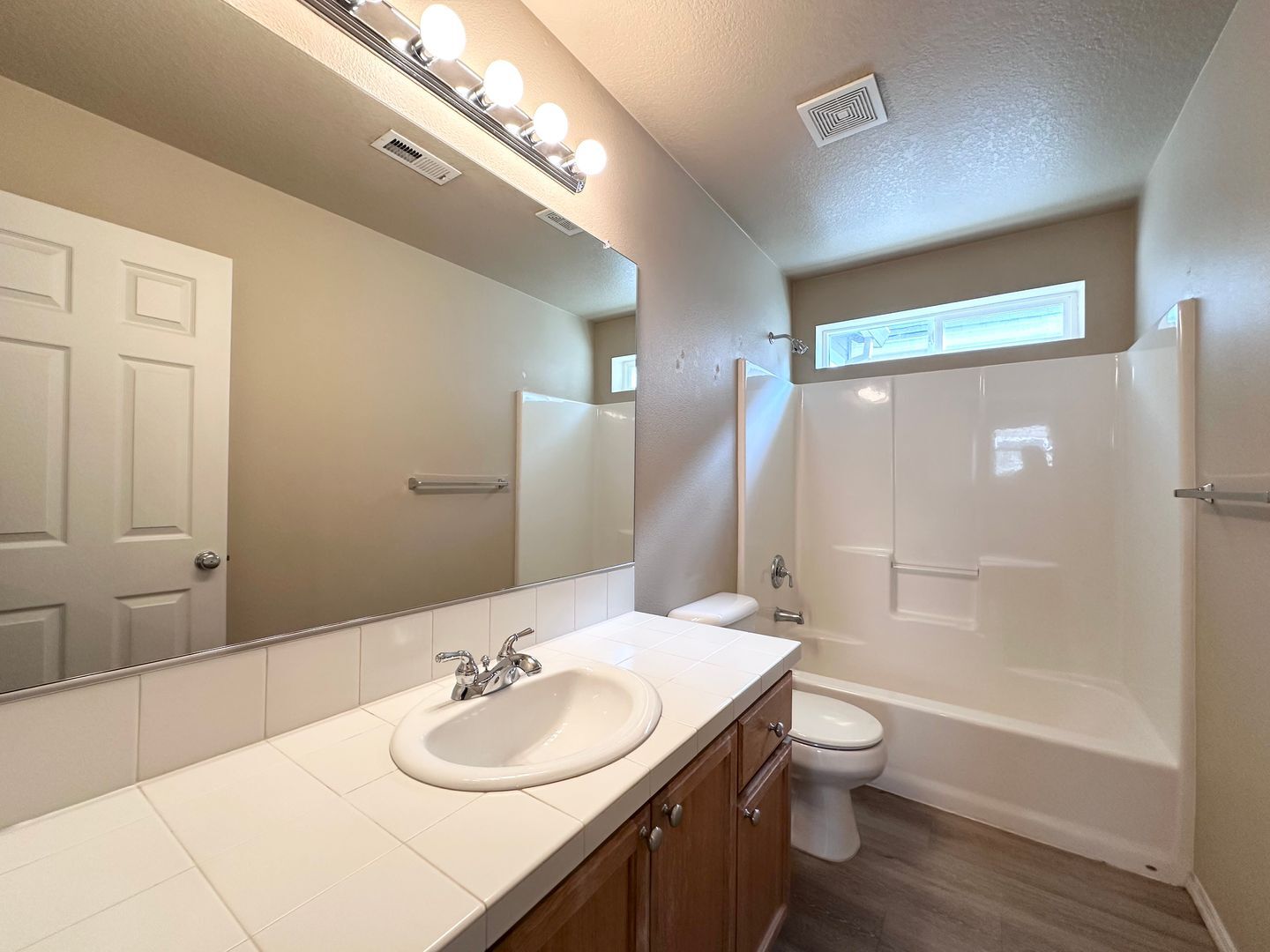 2472 NW Rogue Valley Terrace - Beaverton - Oregon - 3 bed, 2.5 bath rental property
