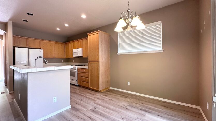 2472 NW Rogue Valley Terrace - Beaverton - Oregon - 3 bed, 2.5 bath rental property