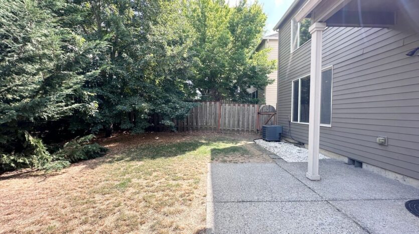 2472 NW Rogue Valley Terrace - Beaverton - Oregon - 3 bed, 2.5 bath rental property