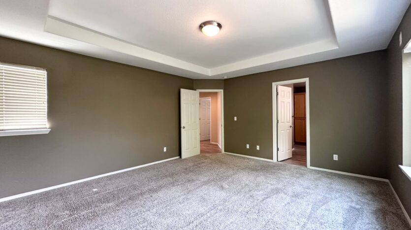 2472 NW Rogue Valley Terrace - Beaverton - Oregon - 3 bed, 2.5 bath rental property