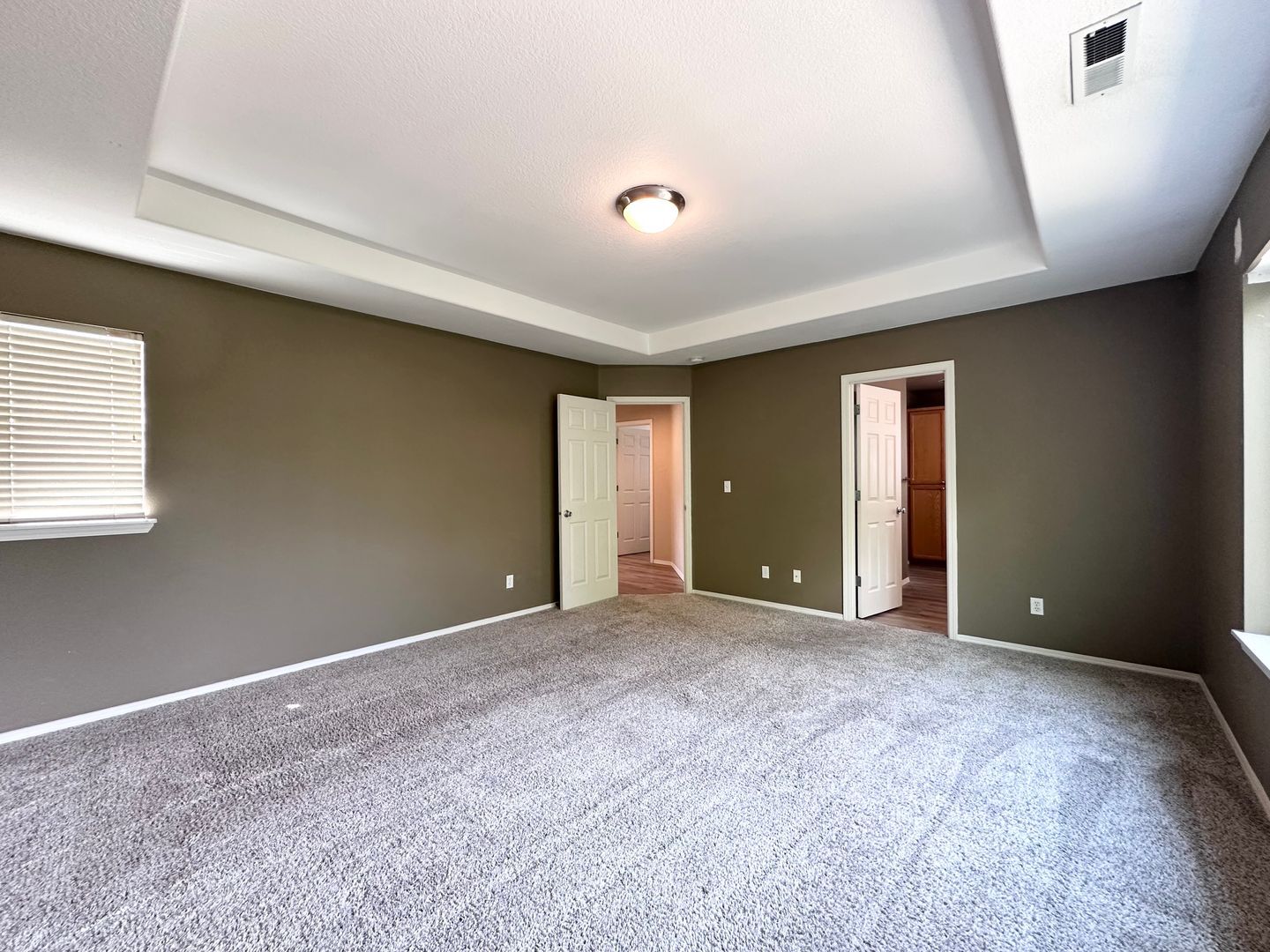 2472 NW Rogue Valley Terrace - Beaverton - Oregon - 3 bed, 2.5 bath rental property