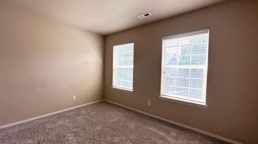 2472 NW Rogue Valley Terrace - Beaverton - Oregon - 3 bed, 2.5 bath rental property