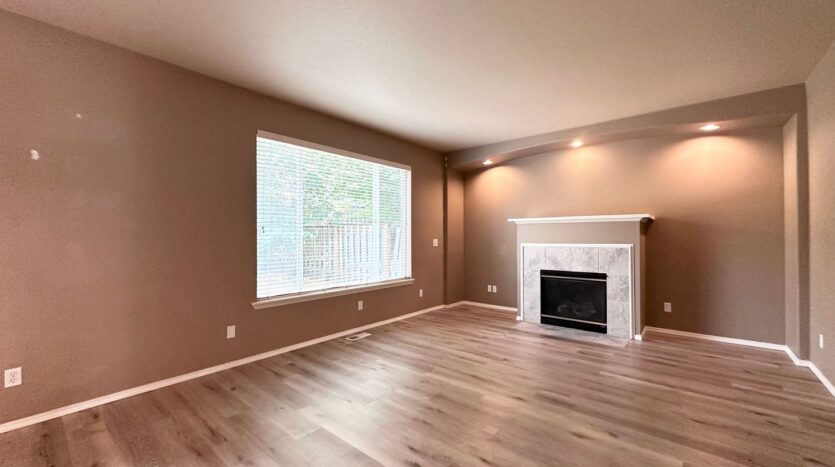 2472 NW Rogue Valley Terrace - Beaverton - Oregon - 3 bed, 2.5 bath rental property