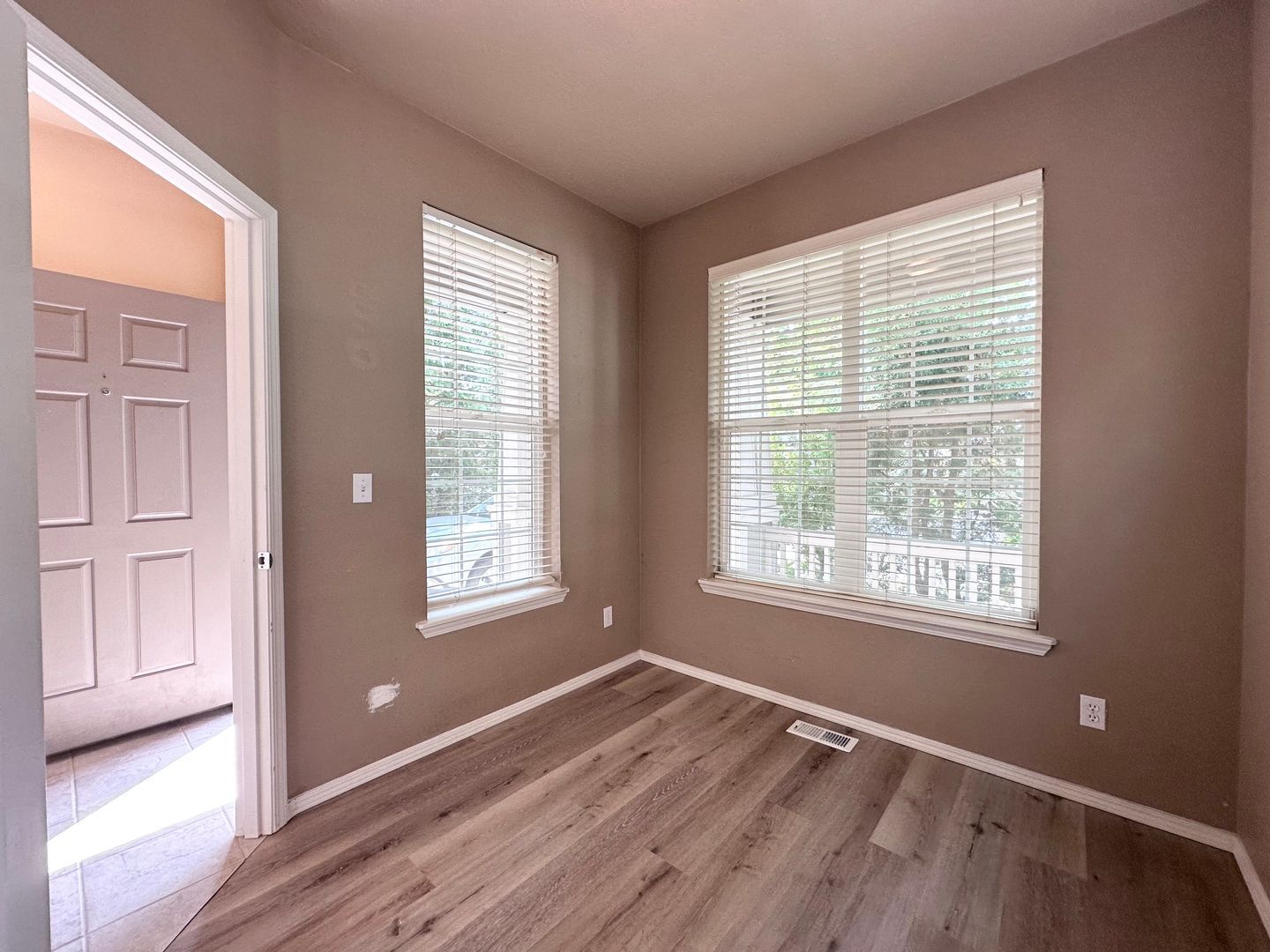 2472 NW Rogue Valley Terrace - Beaverton - Oregon - 3 bed, 2.5 bath rental property