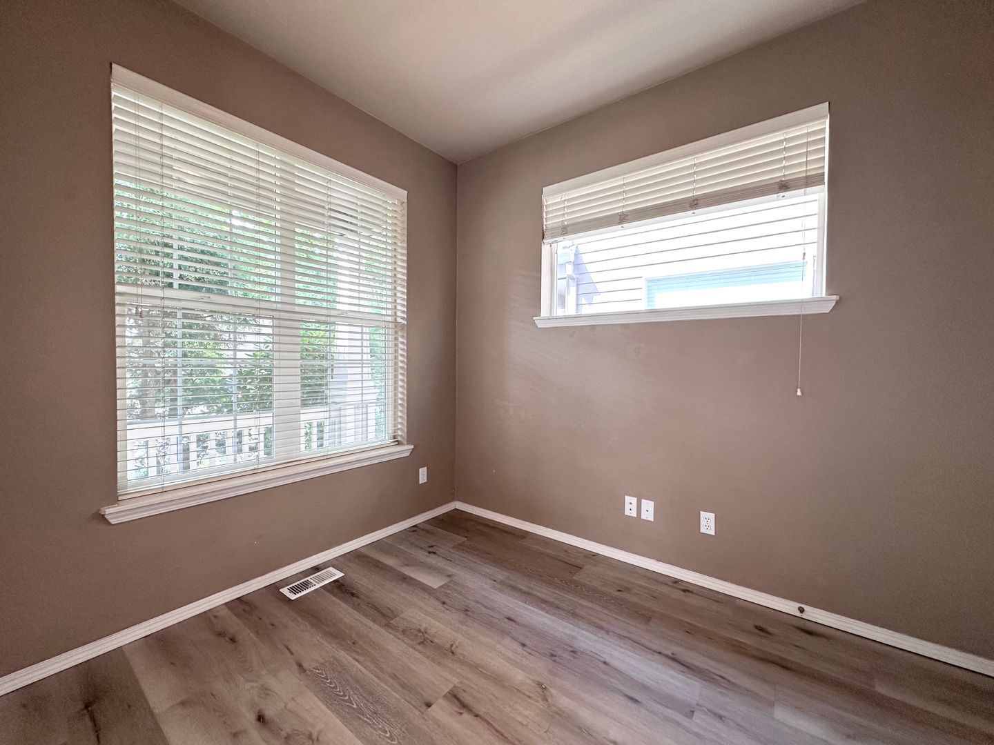 2472 NW Rogue Valley Terrace - Beaverton - Oregon - 3 bed, 2.5 bath rental property