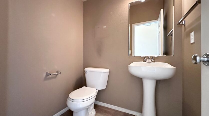 2472 NW Rogue Valley Terrace - Beaverton - Oregon - 3 bed, 2.5 bath rental property