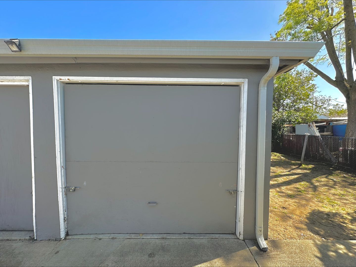  24828-24830 Thomas Avenue - Hayward - California - 2 bed, 1 bath rental property