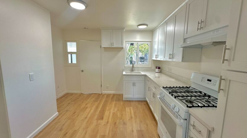 24828-24830 Thomas Avenue - Hayward - California - 2 bed, 1 bath rental property
