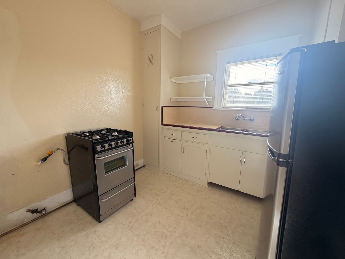 260 Loreto St - Mountain View - California - 1 bed, 1 bath rental property