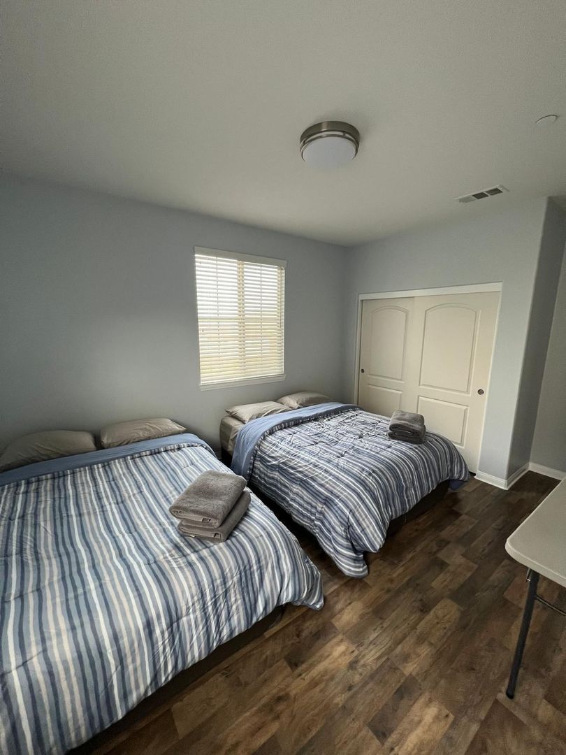 26297 Santiago Canyon Rd. - Corona - California - 5 bed, 5 bath rental property