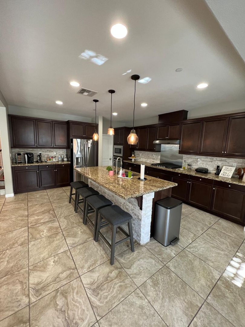 26297 Santiago Canyon Rd. - Corona - California - 5 bed, 5 bath rental property