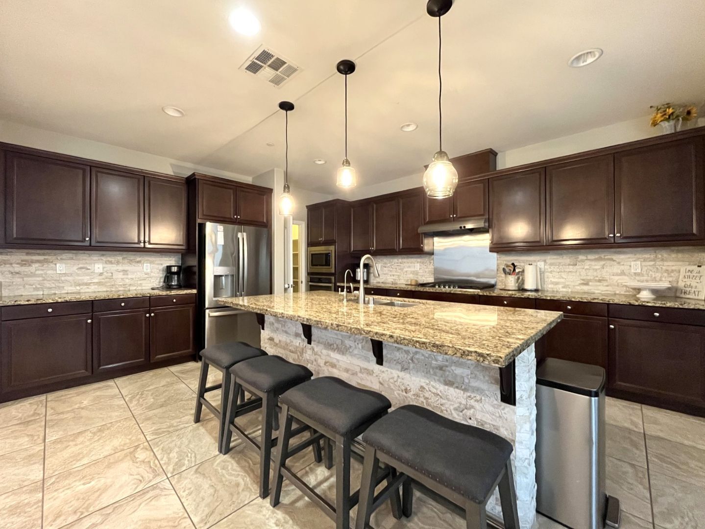 26297 Santiago Canyon Rd. - Corona - California - 5 bed, 4.5 bath rental property