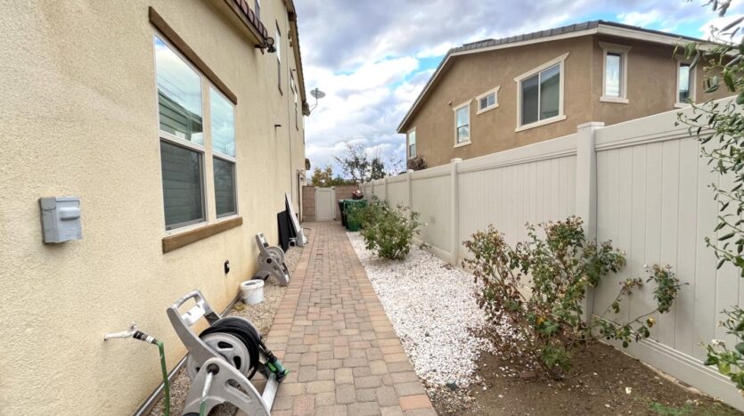 26297 Santiago Canyon Rd. - Corona - California - 5 bed, 4.5 bath rental property