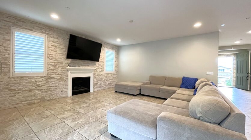 26297 Santiago Canyon Rd. - Corona - California - 5 bed, 4.5 bath rental property
