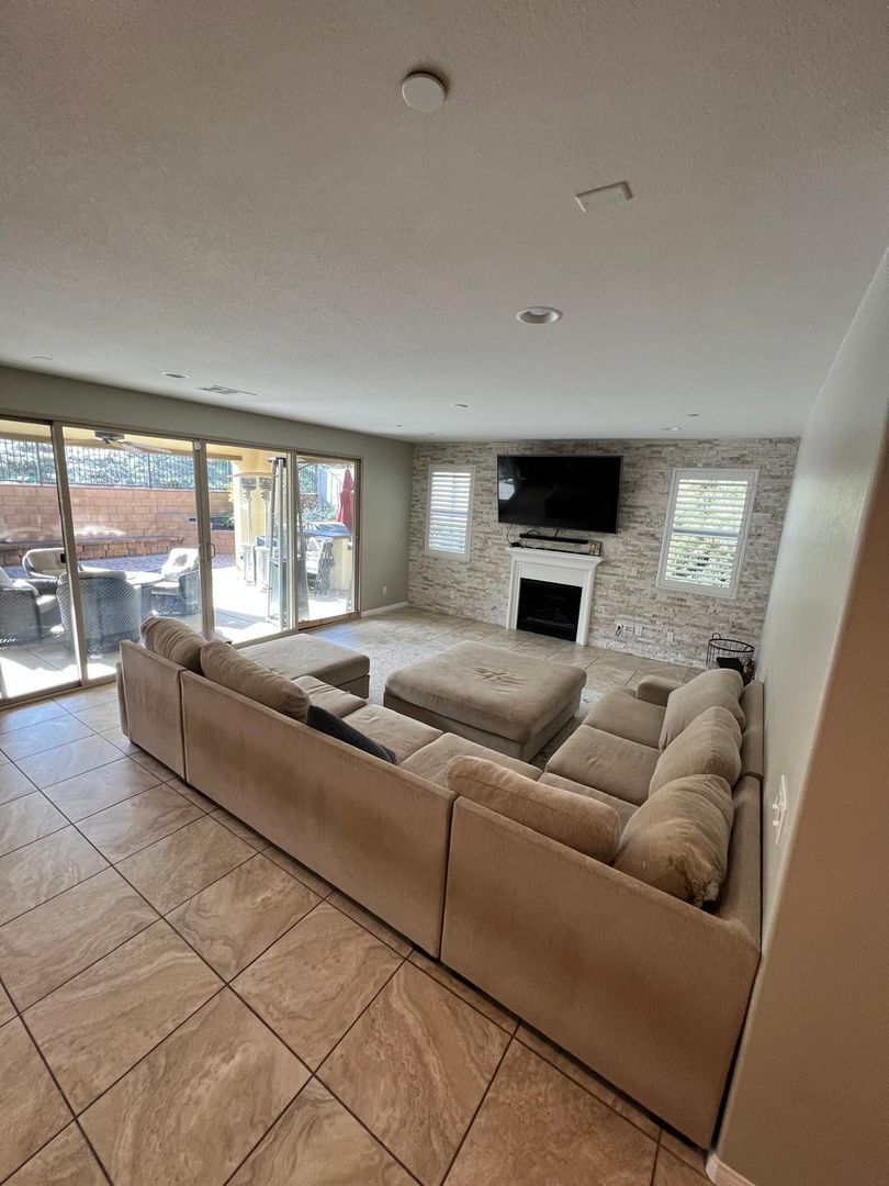 26297 Santiago Canyon Rd. - Corona - California - 5 bed, 5 bath rental property