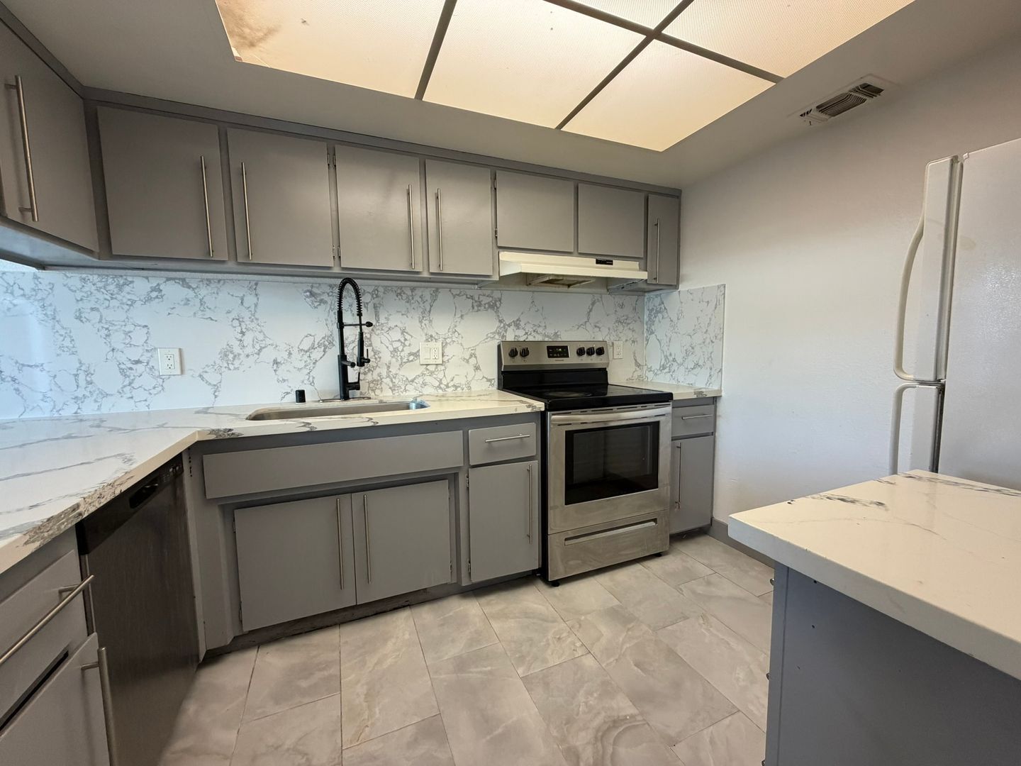 2724 El Caprice Drive  - Rancho Cordova - California - 2 bed, 2.5 bath rental property