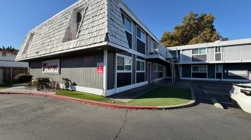 2724 El Caprice Drive  - Rancho Cordova - California - 2 bed, 2.5 bath rental property