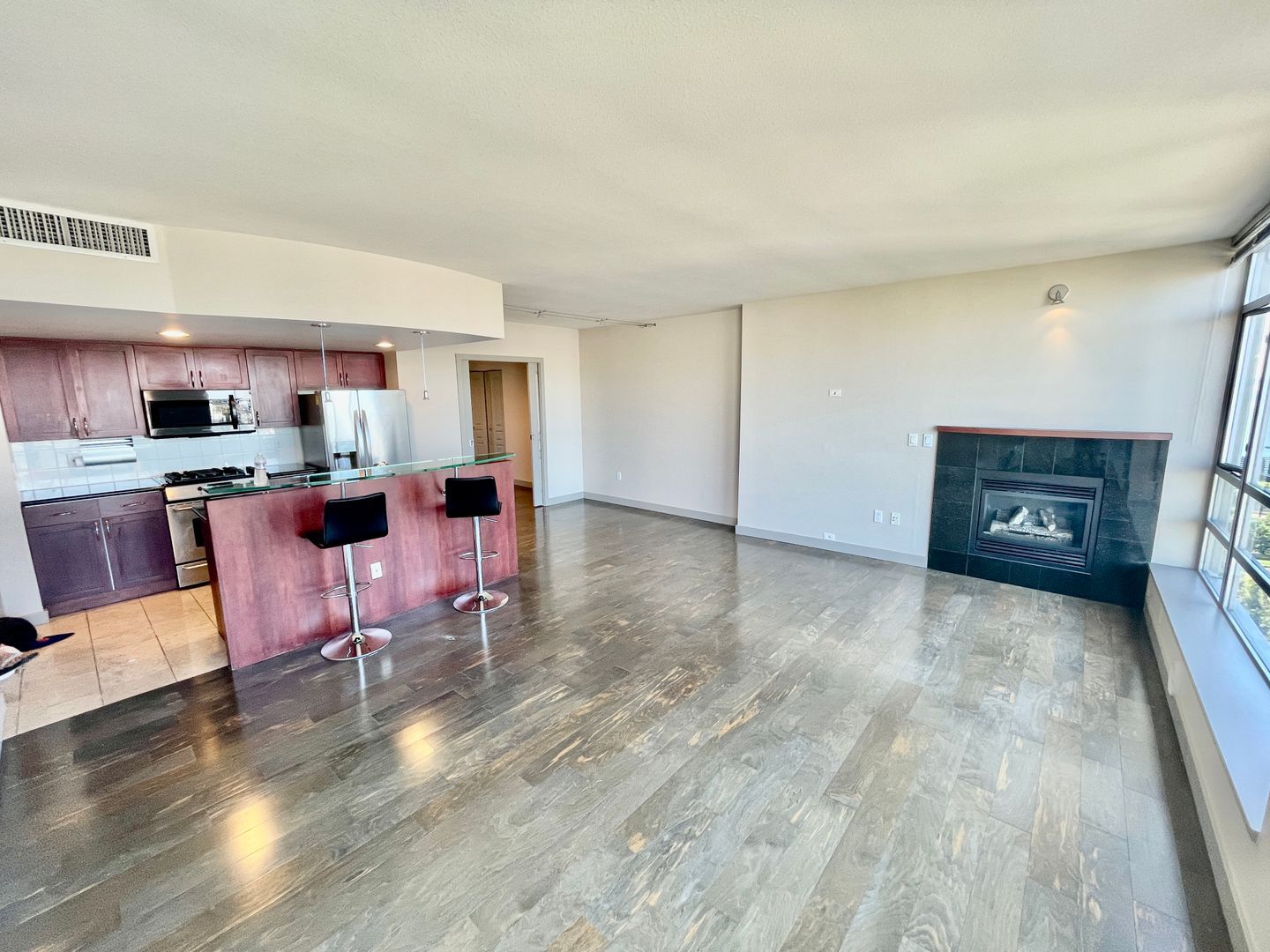 2929 1st Ave Apt 701 - Seattle - Washington - 1 bed, 1 bath rental property