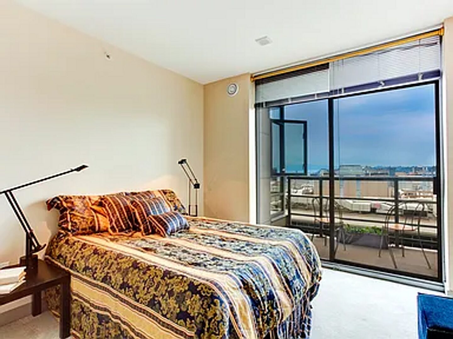 2929 1st Ave Apt 701 - Seattle - Washington - 1 bed, 1 bath rental property