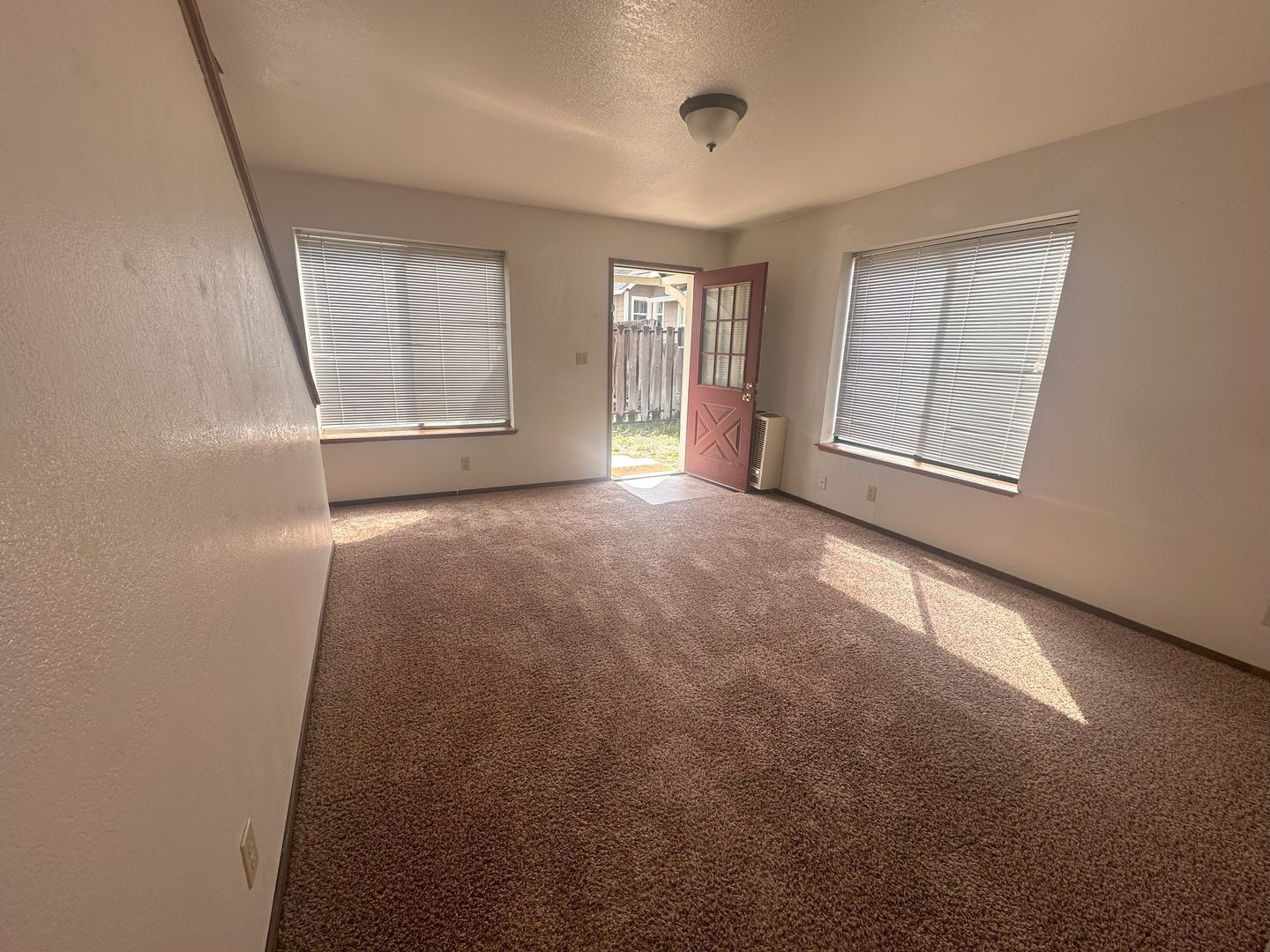 304 Richmond Road Unit B - Susanville - California - 2 bed, 1 bath rental property